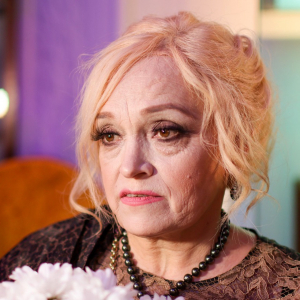 Отказавшаяся выходить на сцену без сына Кадышева разочаровала россиян